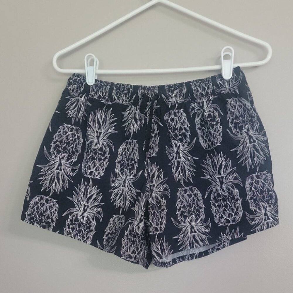 Lauren James Black White Pineapple Print Shorts Size M